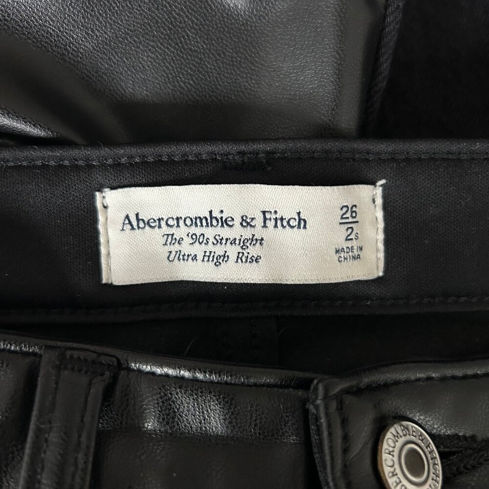 Abercrombie 90s Straight Faux Leather Jeans Women 26 Short Ultra High Rise Black - Picture 6 of 10